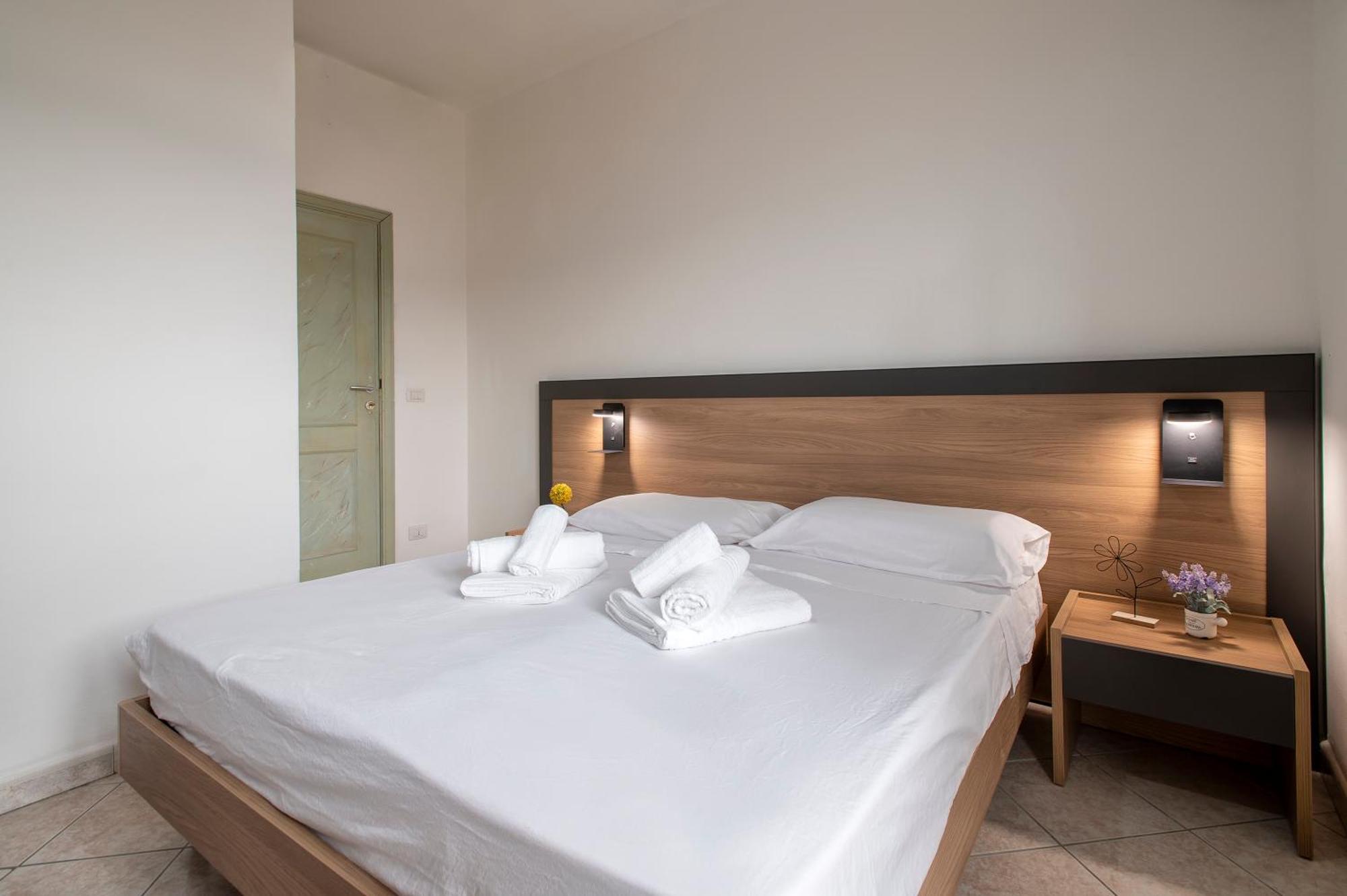 Oasis Guest House Альгеро Экстерьер фото