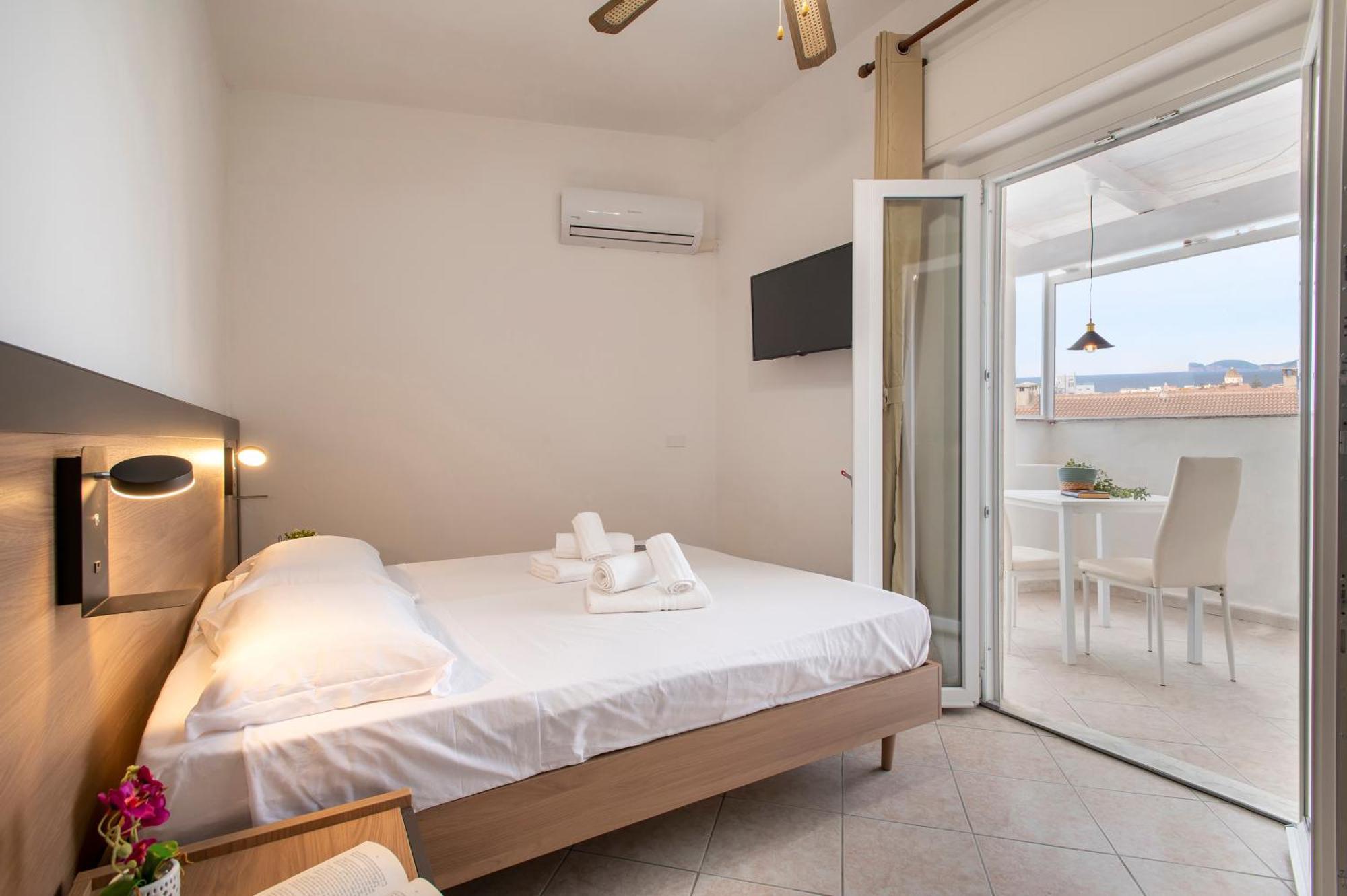 Oasis Guest House Альгеро Экстерьер фото