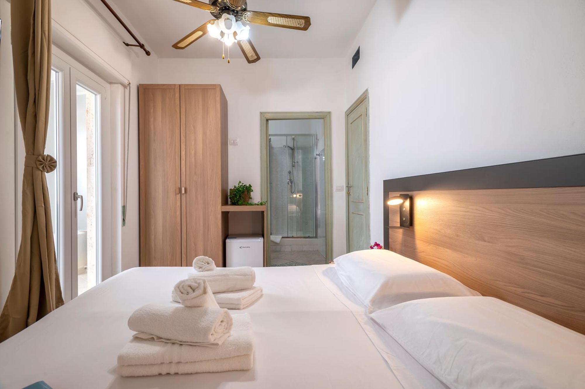 Oasis Guest House Альгеро Экстерьер фото