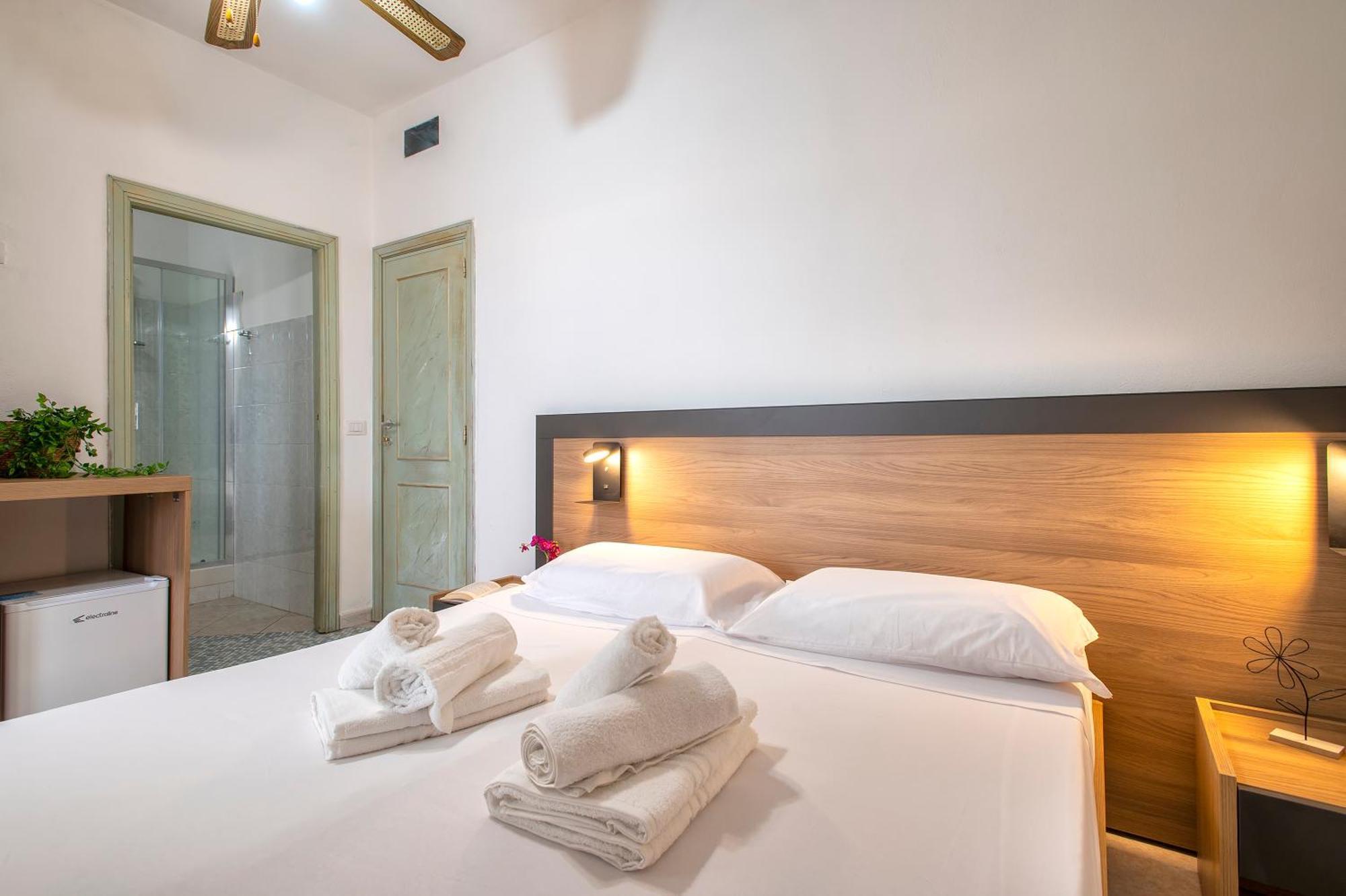 Oasis Guest House Альгеро Экстерьер фото