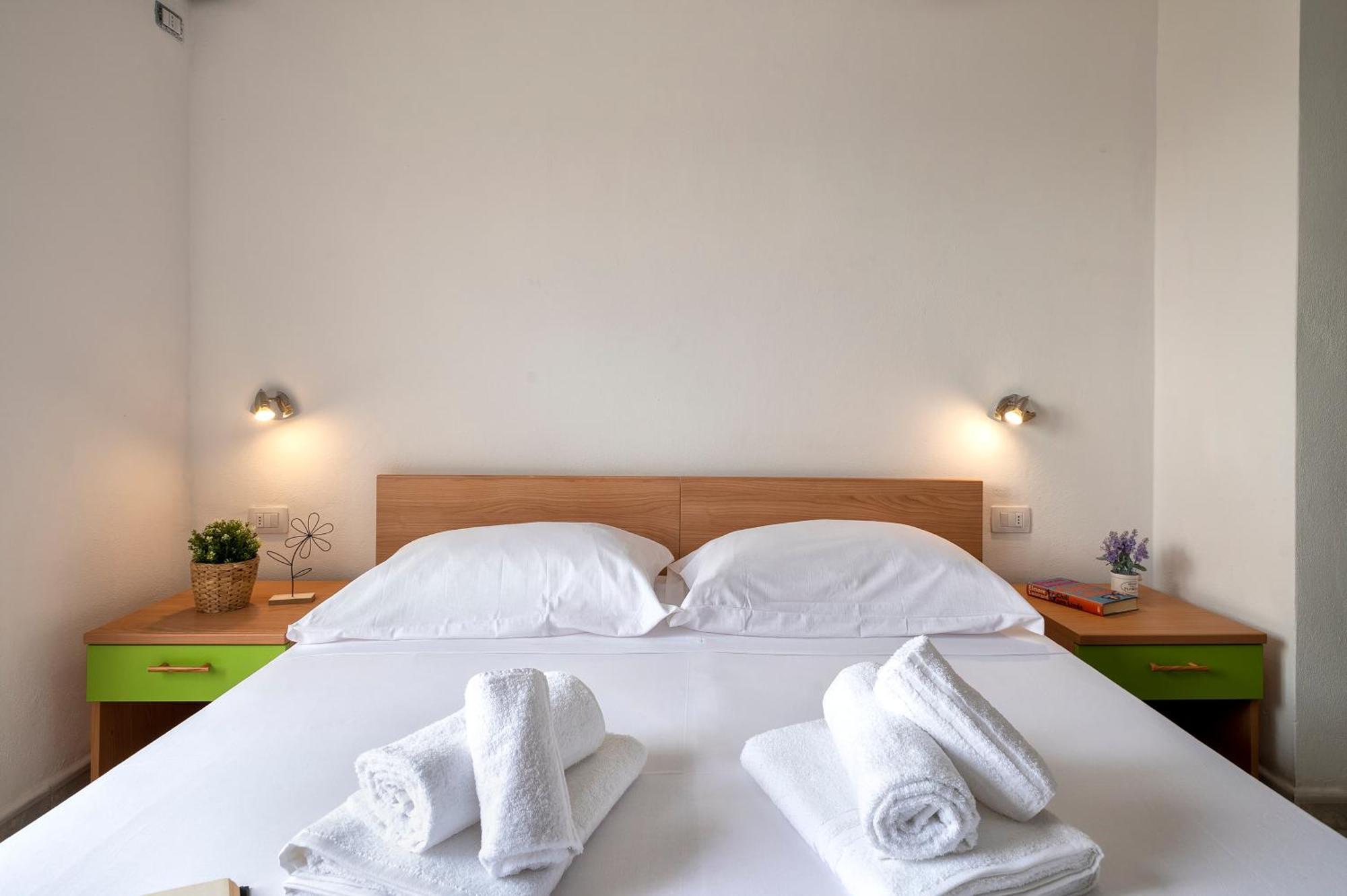 Oasis Guest House Альгеро Экстерьер фото