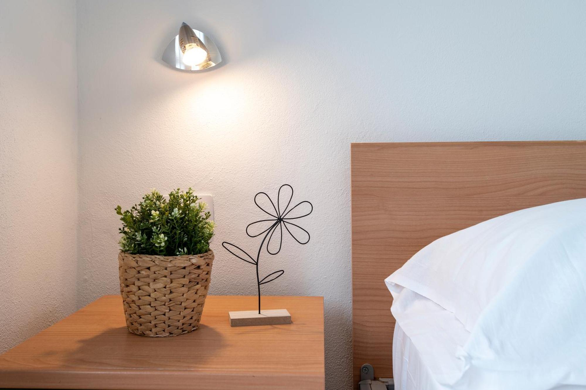 Oasis Guest House Альгеро Экстерьер фото