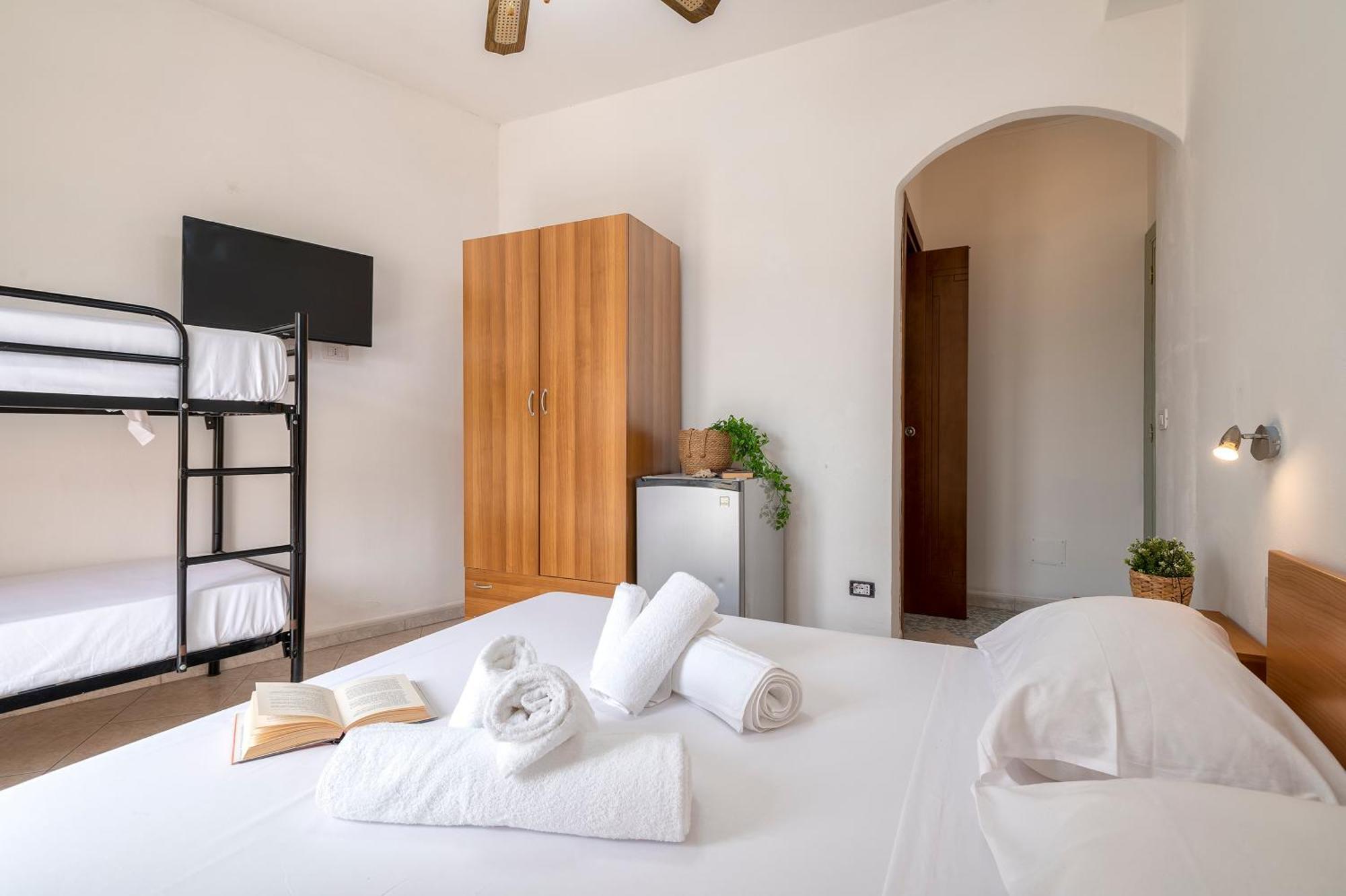 Oasis Guest House Альгеро Экстерьер фото