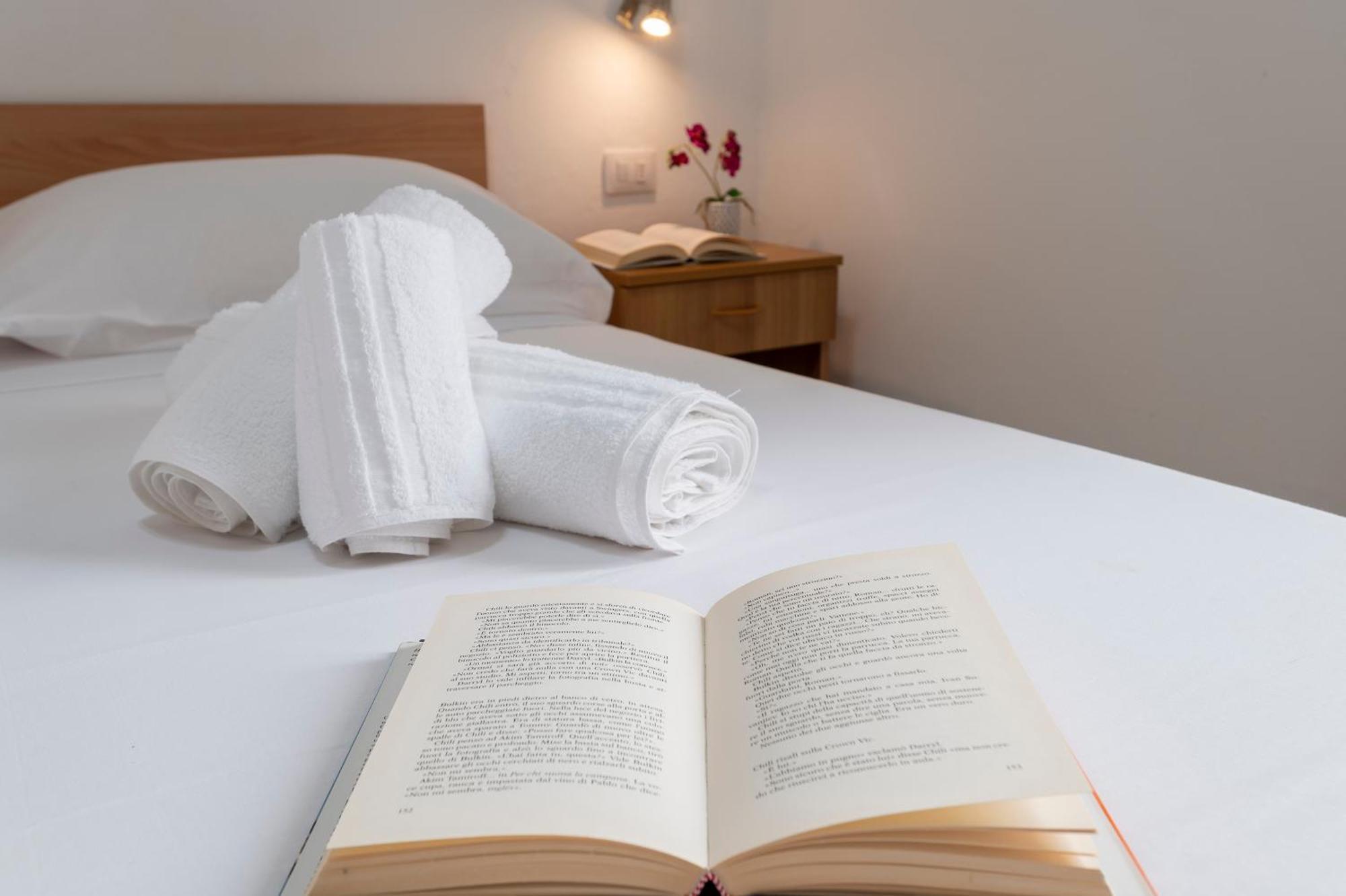 Oasis Guest House Альгеро Экстерьер фото